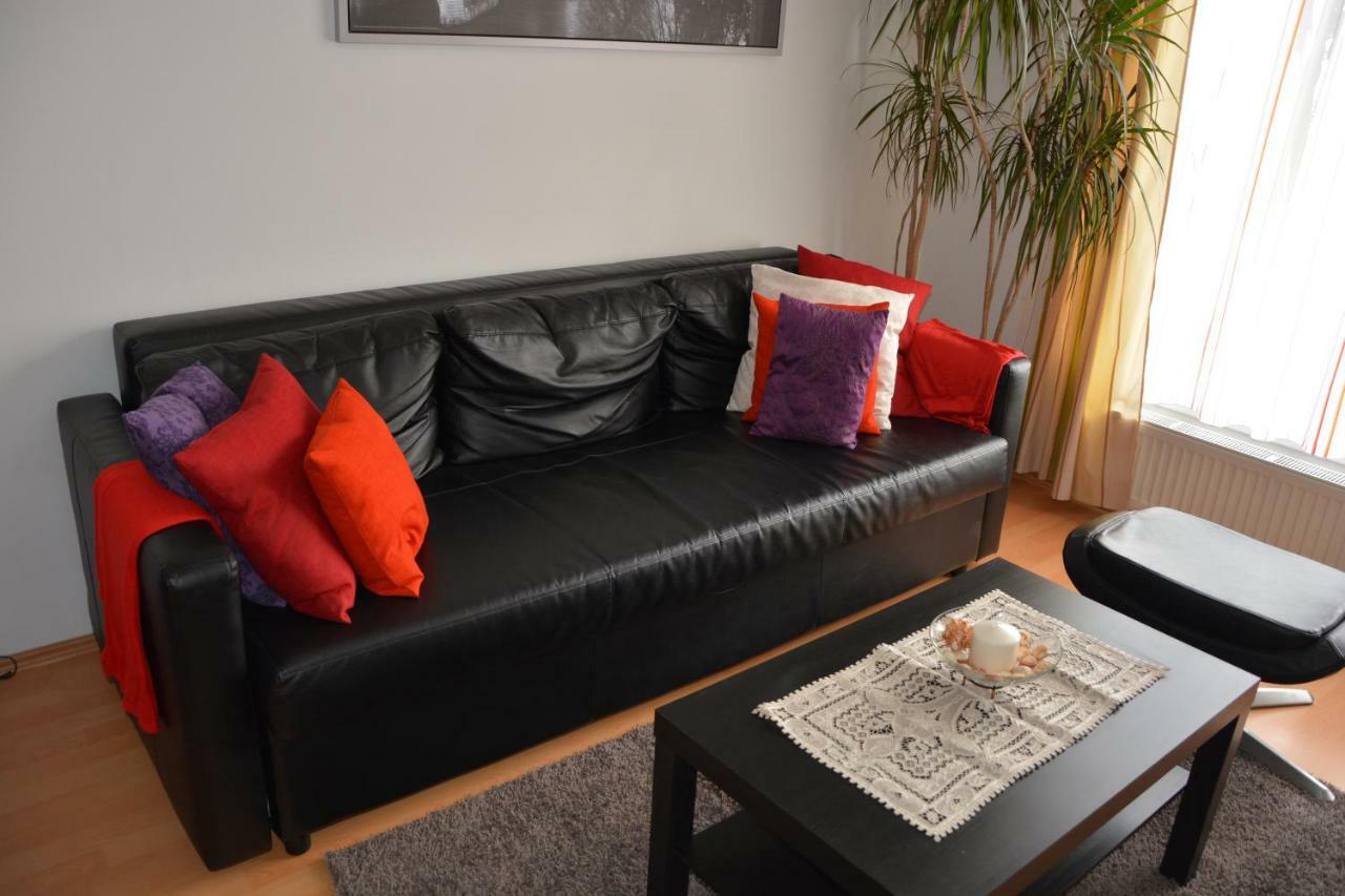 Apartman Zderadova Brno Exterior photo