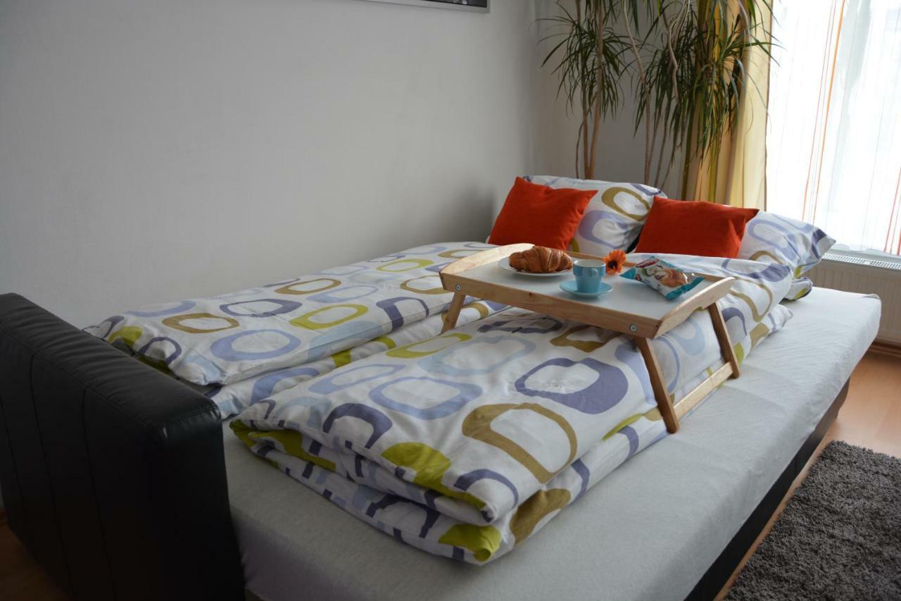 Apartman Zderadova Brno Exterior photo