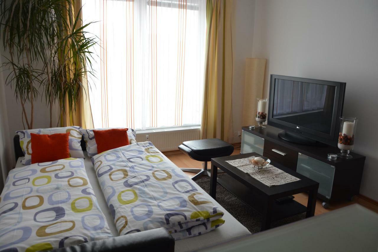 Apartman Zderadova Brno Exterior photo